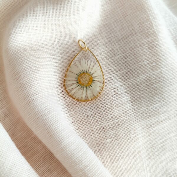 Pendentif goutte Pâquerette